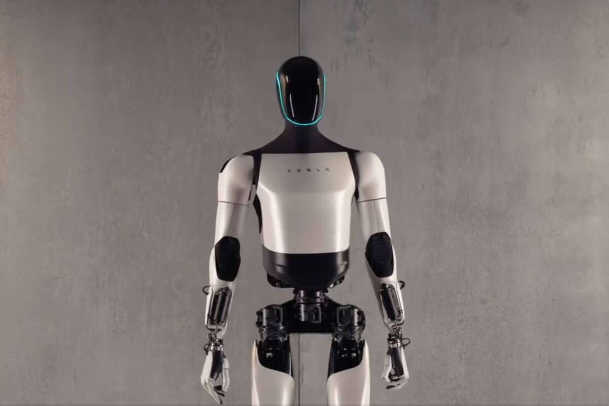 Tesla Unveils Optimus Gen 2 Humanoid Robot With Impressive Improvements Tool Battles 1739